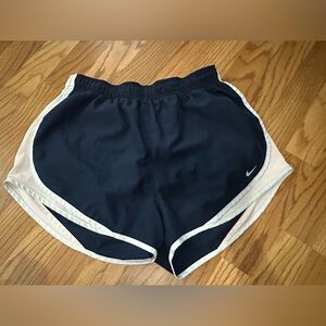 Women’s Nike dri fit shorts navy/peach